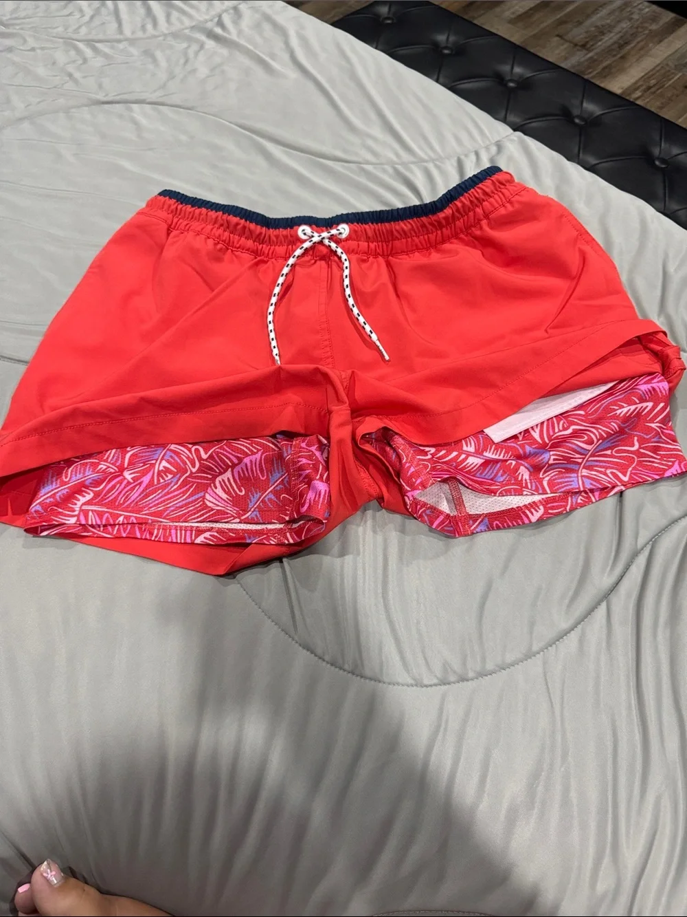 Men’s Chubbies 4” Red Swim Shorts with Elastic Waist